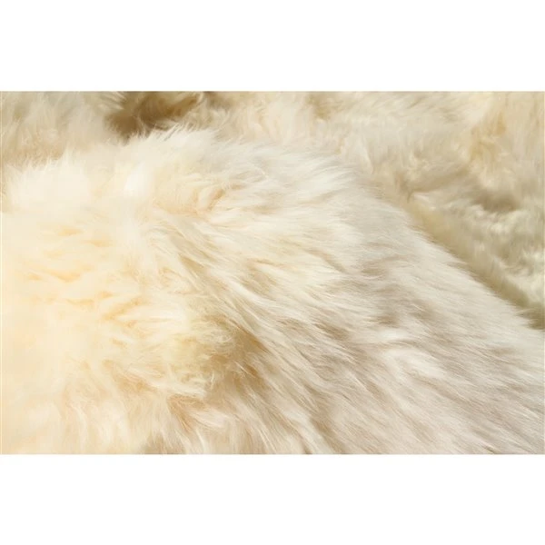 Natural By Lifestyle Brands 5-ft X 6-ft Gold New Zealand Sexto Sheepskin Rug 3 Natural By Lifestyle Brands 5-ft X 6-ft Gold New Zealand Sexto Sheepskin Rug - Image 3