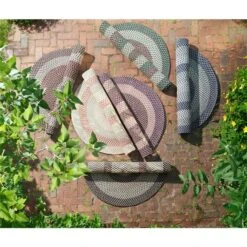 Colonial Mills Brook Farm Winter Green 2-ft X 4-ft Indoor/Outdoor Oval Area Rug